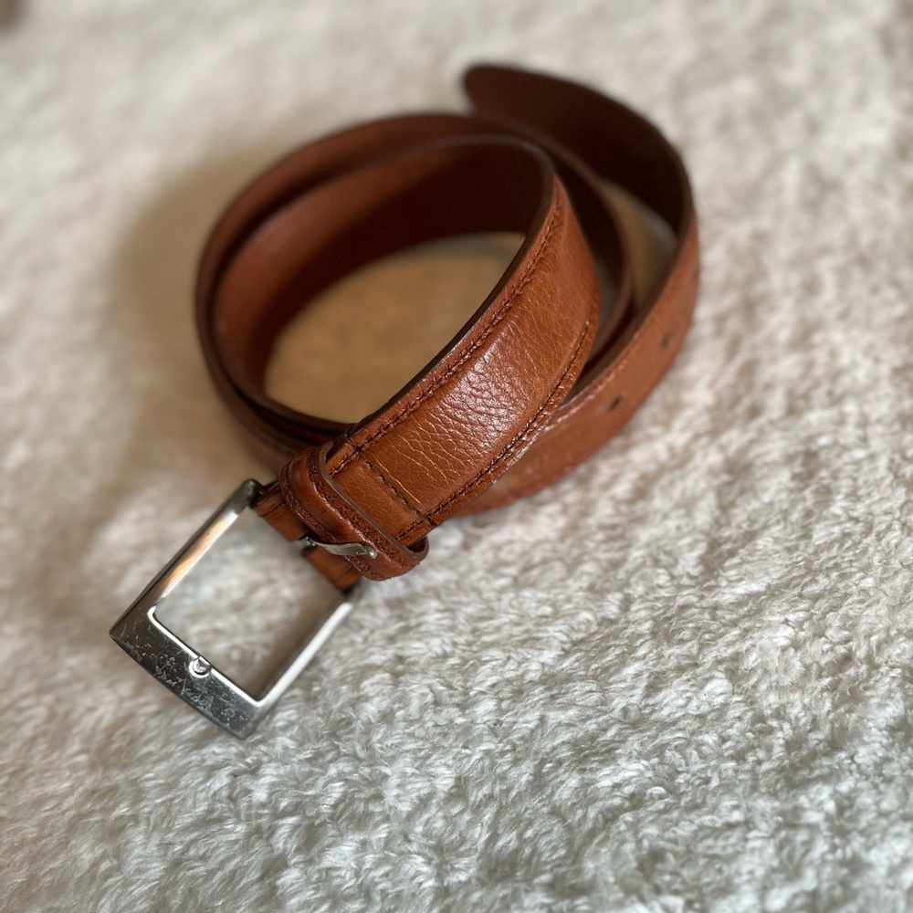 Izod Men’s Genuine Leather Belt